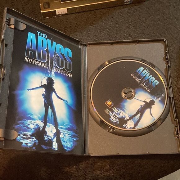James Cameron’s The Abyss 1988 Award Series Movie DVD Special Edition 2005 Relea - Picture 3 of 7